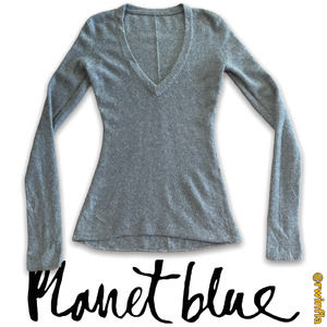 Knit V-Neck Sweater Lightweight Long Sleeve Gray